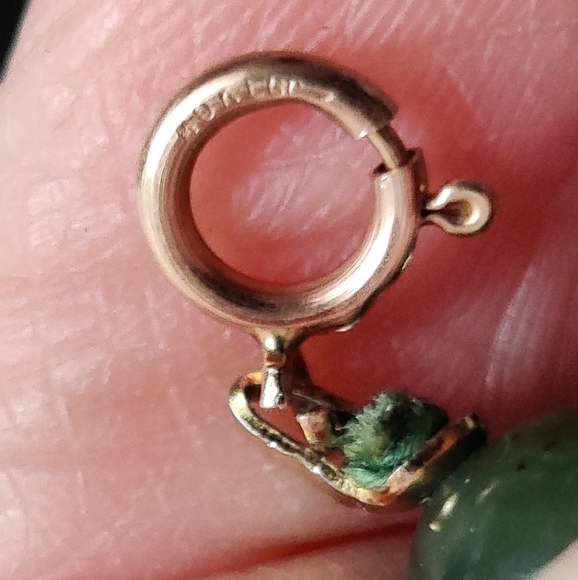 Vintage Genuine Jadeite Necklace - Picture 10 of 16